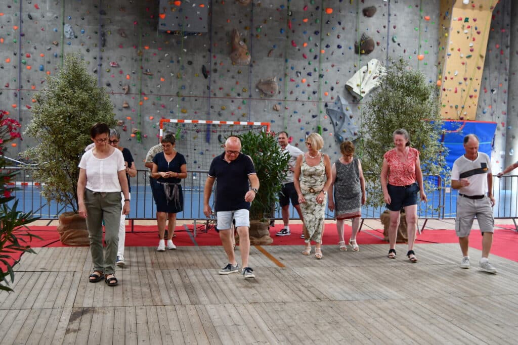 Démonstration par Gym'danse de danses en ligne.